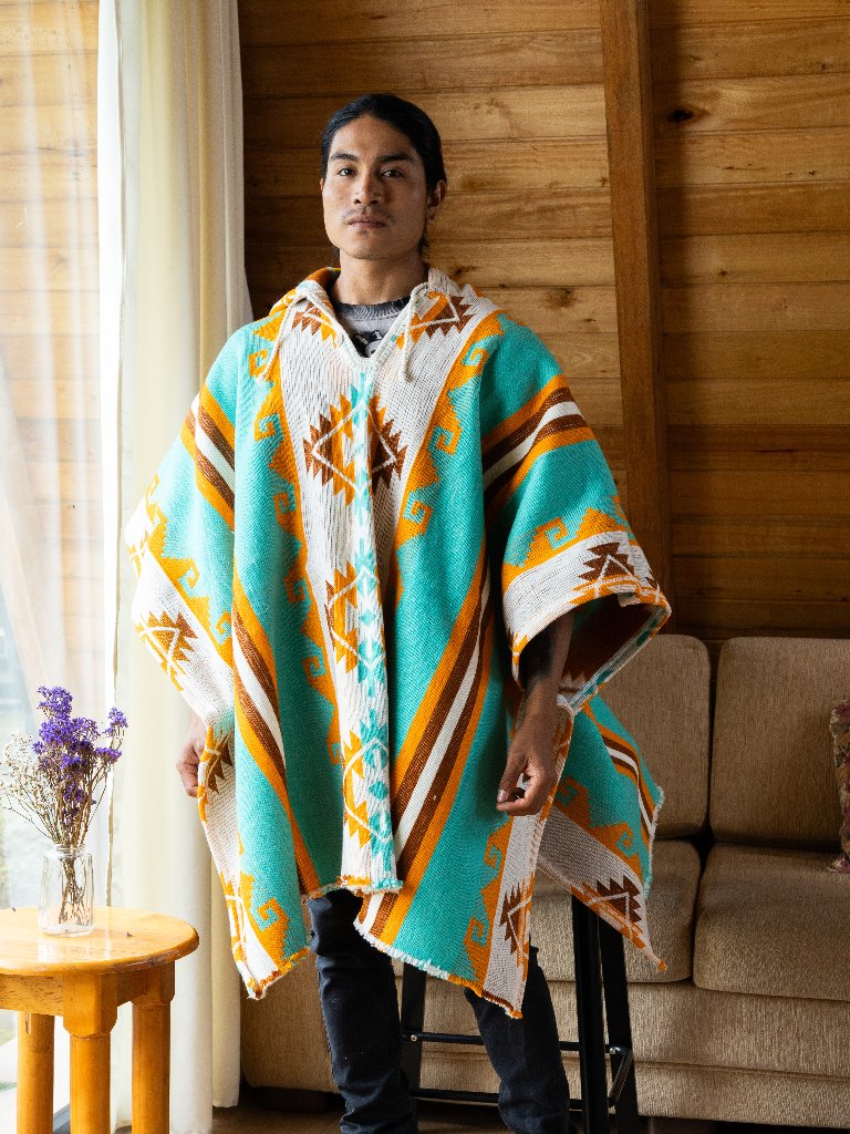 Handwoven Unisex 100% Wool Poncho Pullover Coat